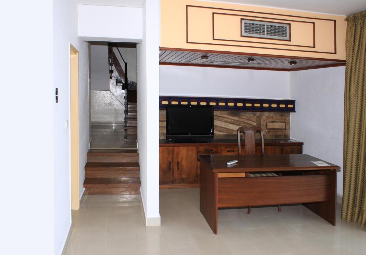 Hotel Mont Febe Yaounde Exterior photo