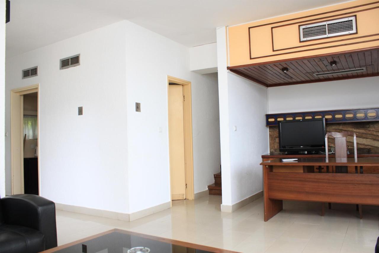 Hotel Mont Febe Yaounde Exterior photo