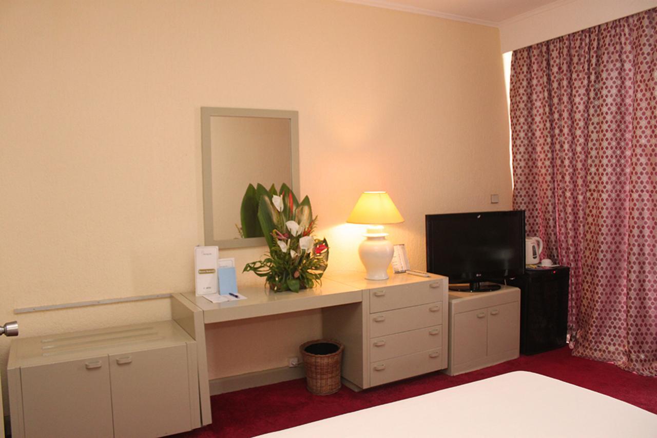 Hotel Mont Febe Yaounde Exterior photo