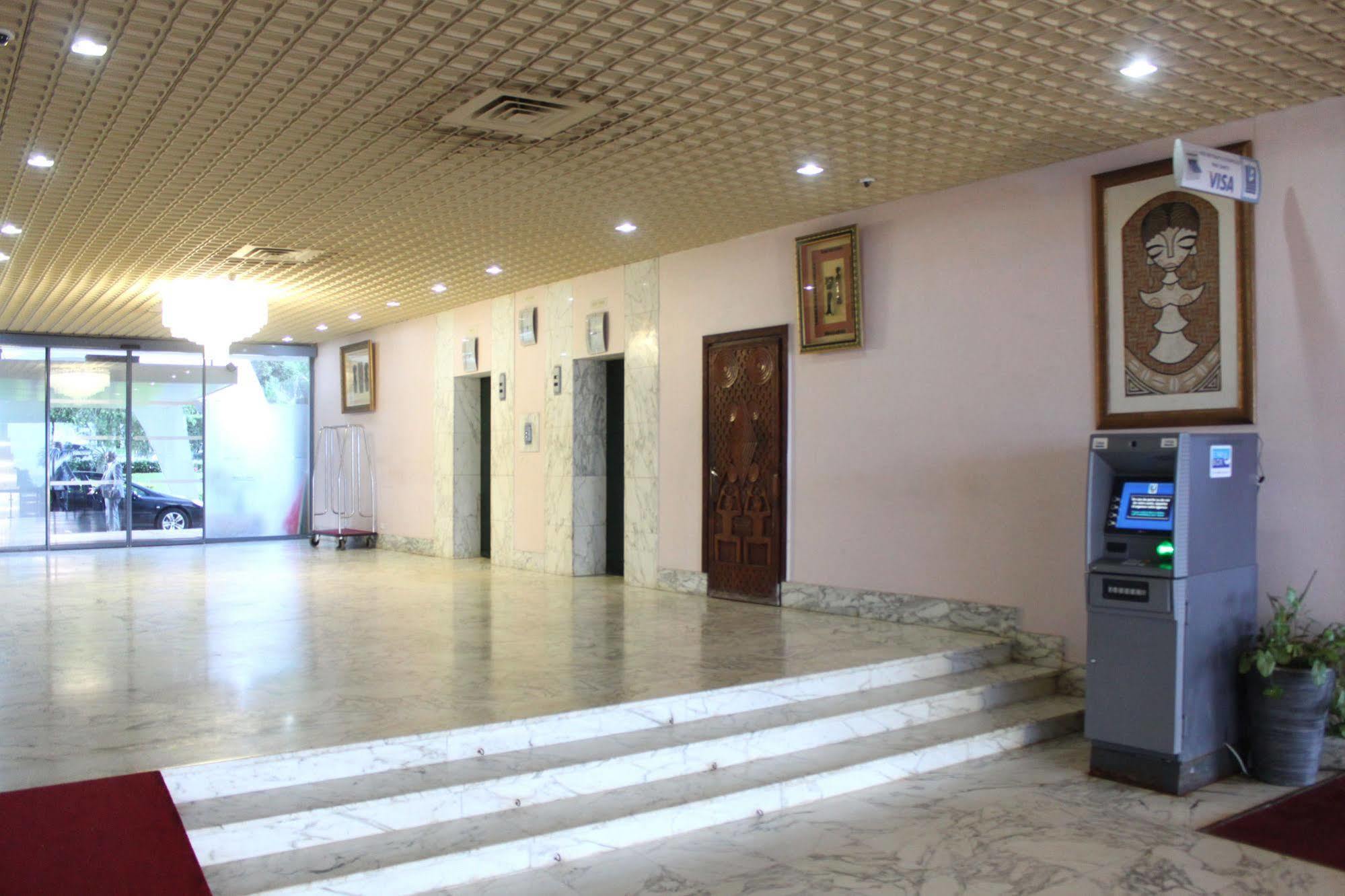 Hotel Mont Febe Yaounde Exterior photo