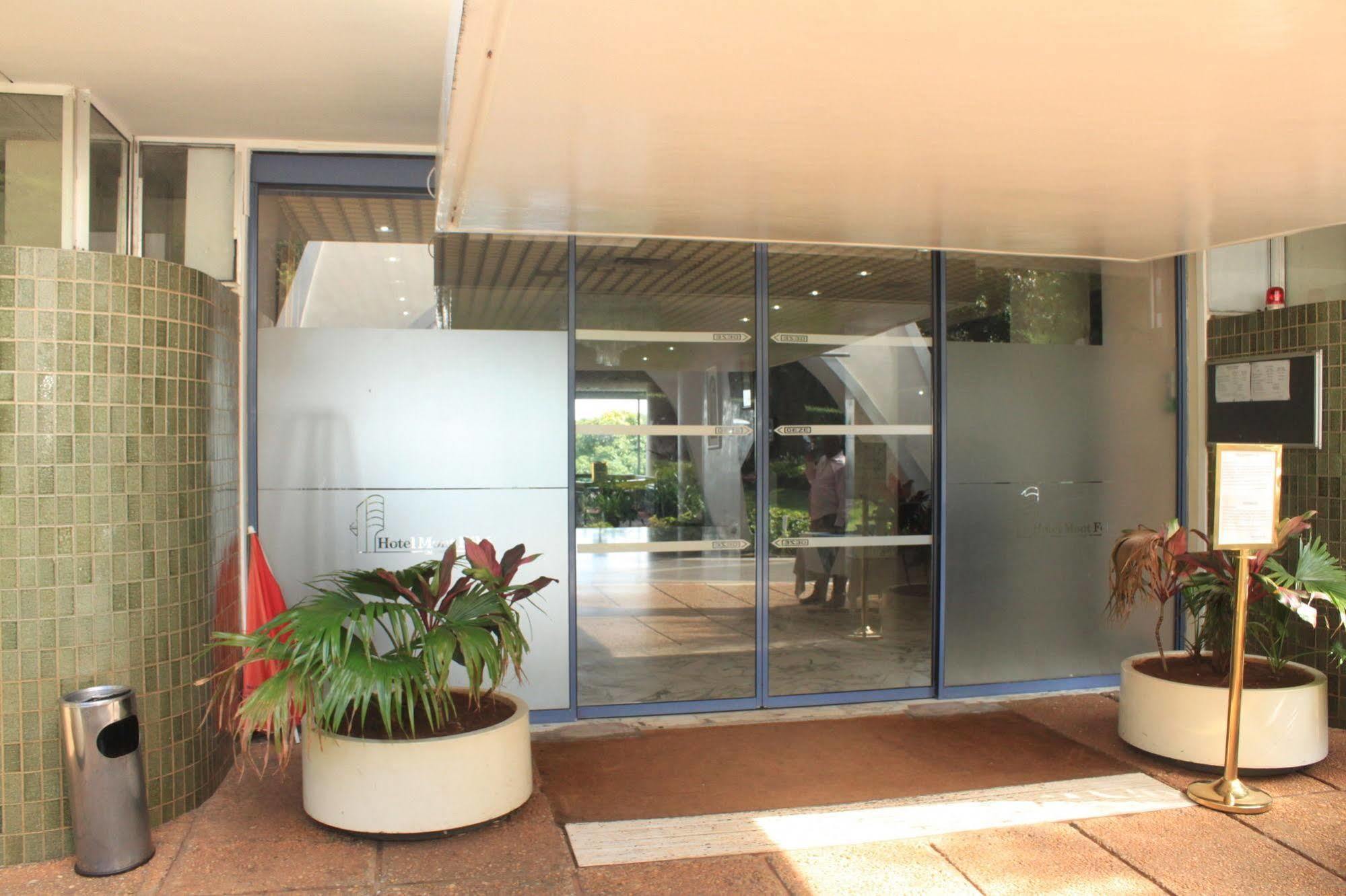 Hotel Mont Febe Yaounde Exterior photo